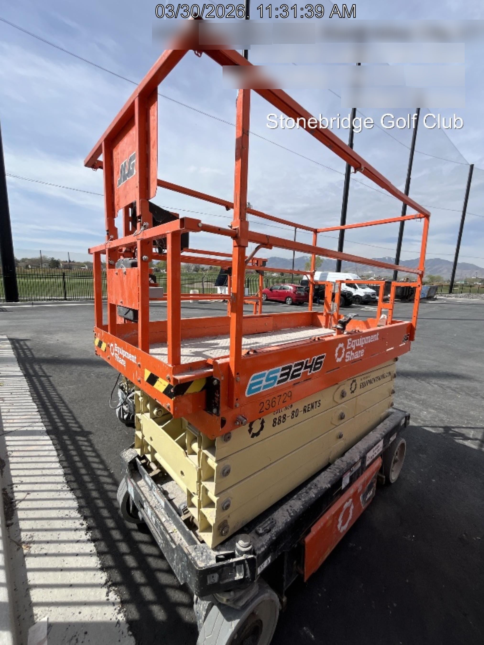 2022 JLG ES3246