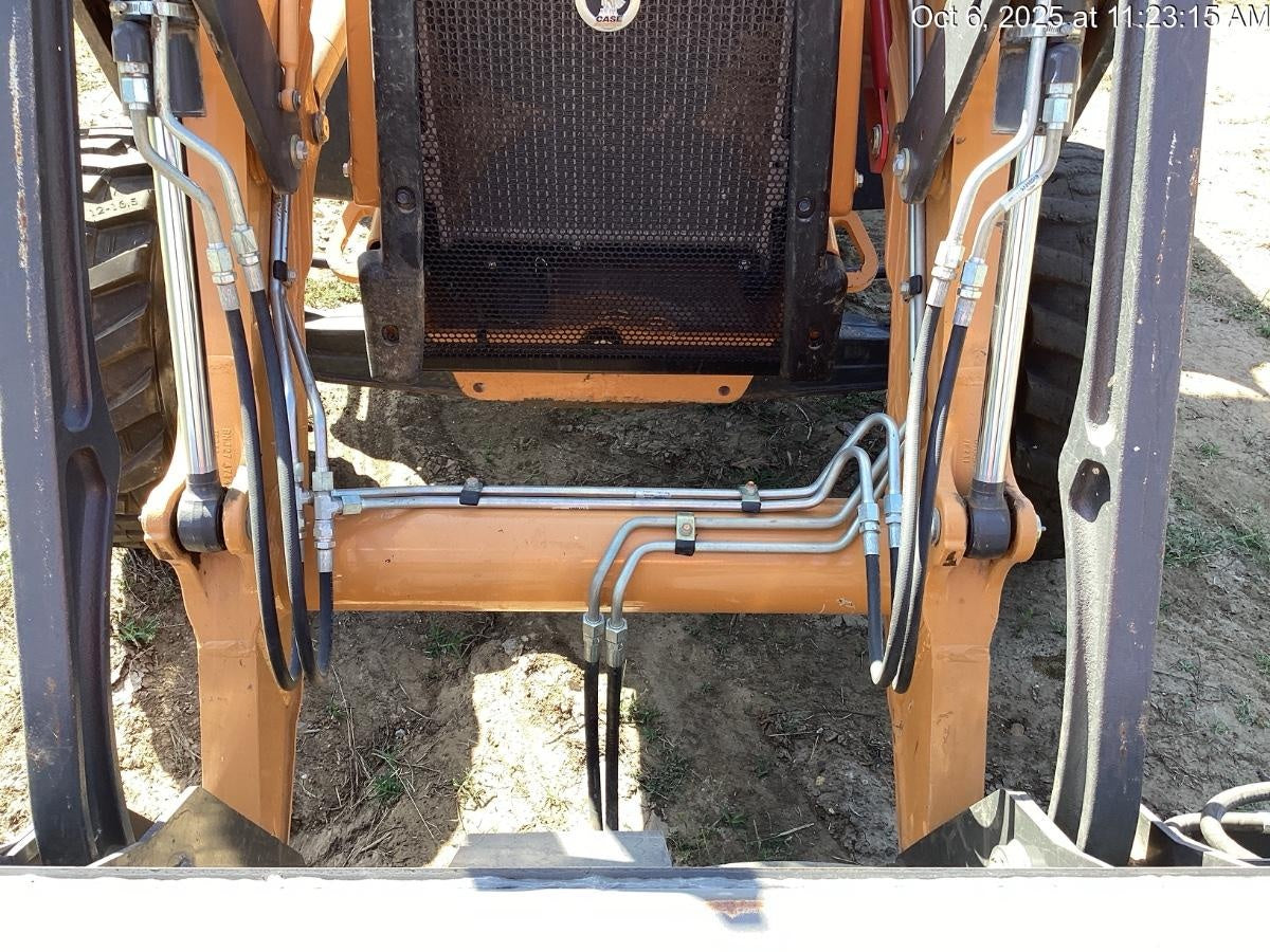 2023 CASE 570N EP