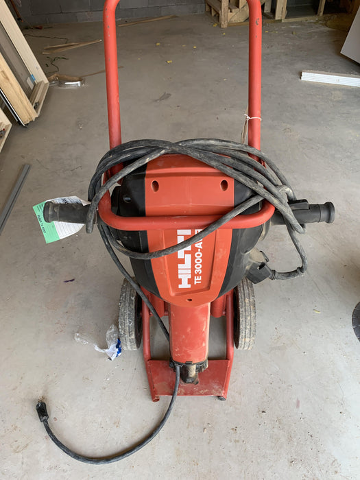 2020 HILTI TE 3000-AVR