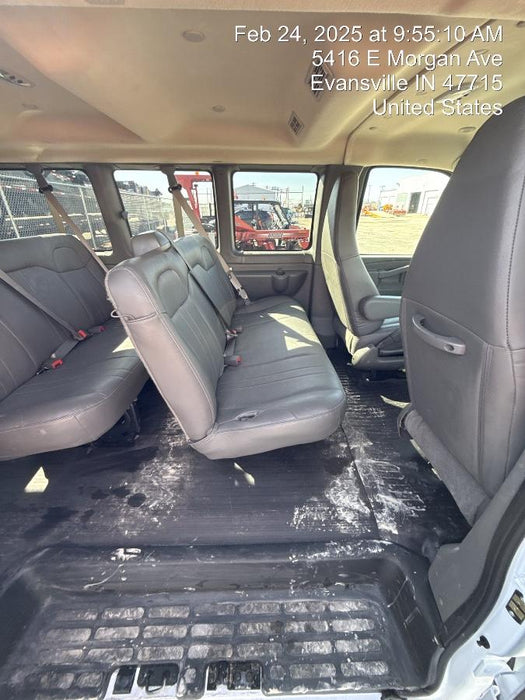 2024 CHEVROLET Express Van - Rental