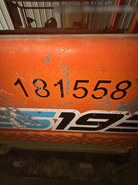 2021 JLG ES1932