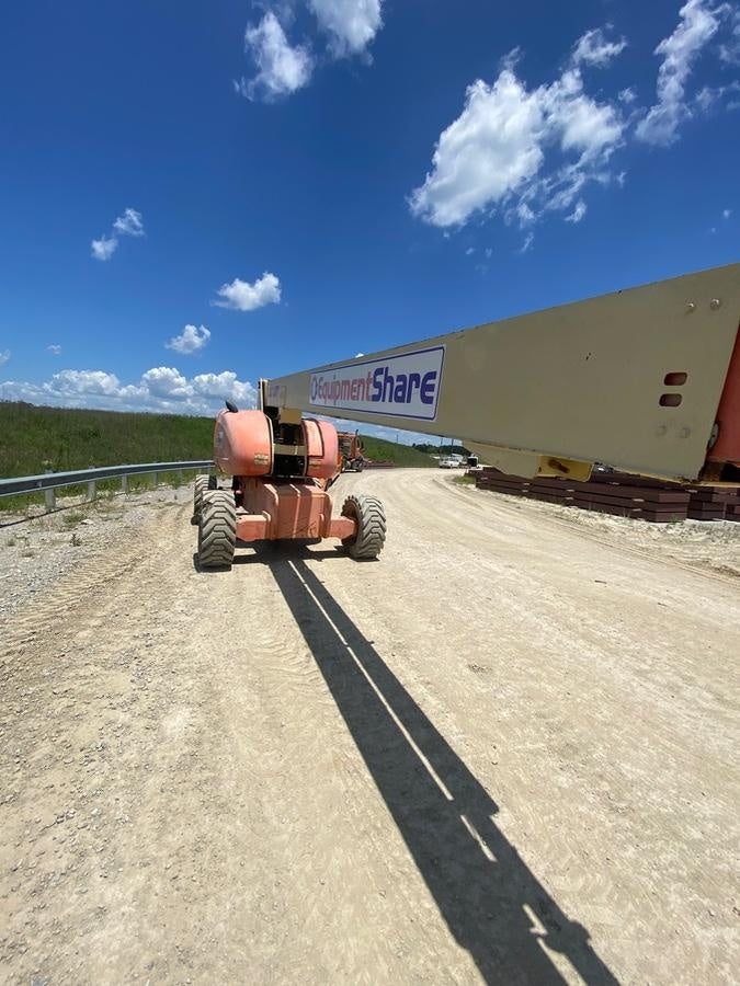 2010 JLG 860SJ