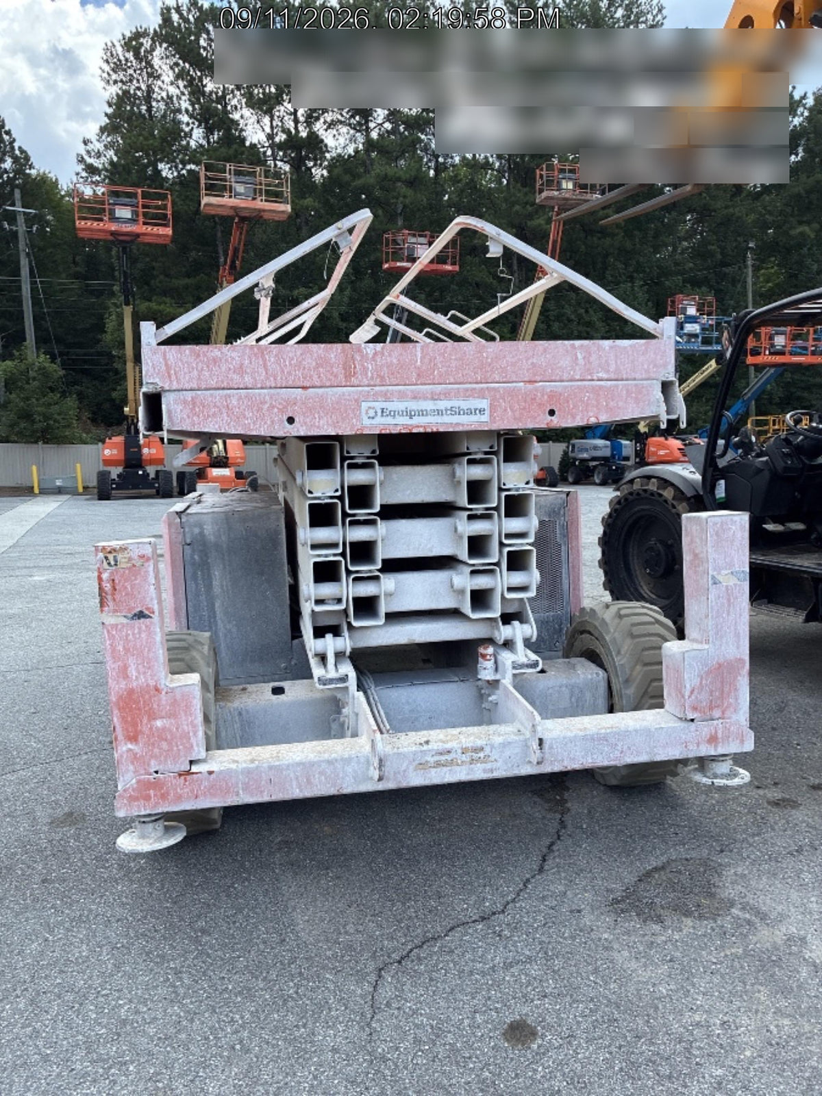 2019 JLG 430LRT