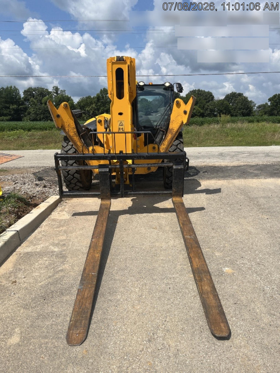 2025 JCB 512-56