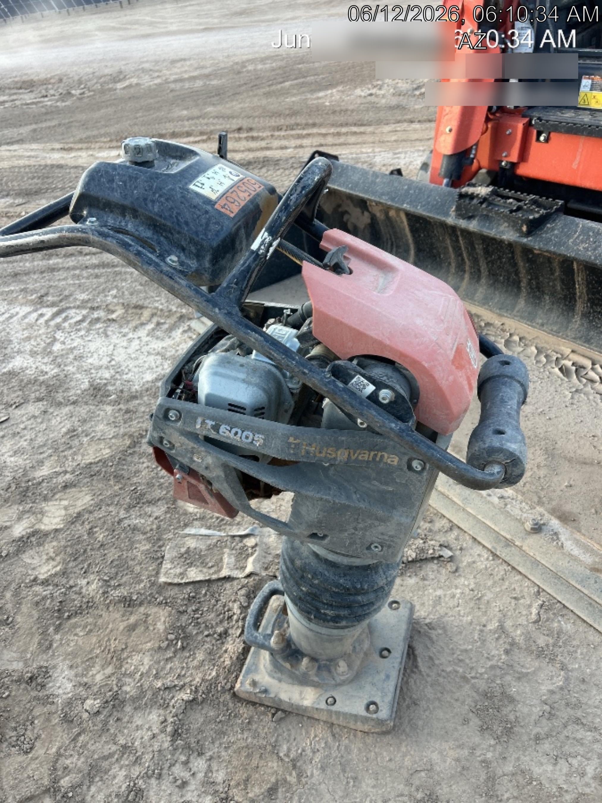 2025 HUSQVARNA LT6005