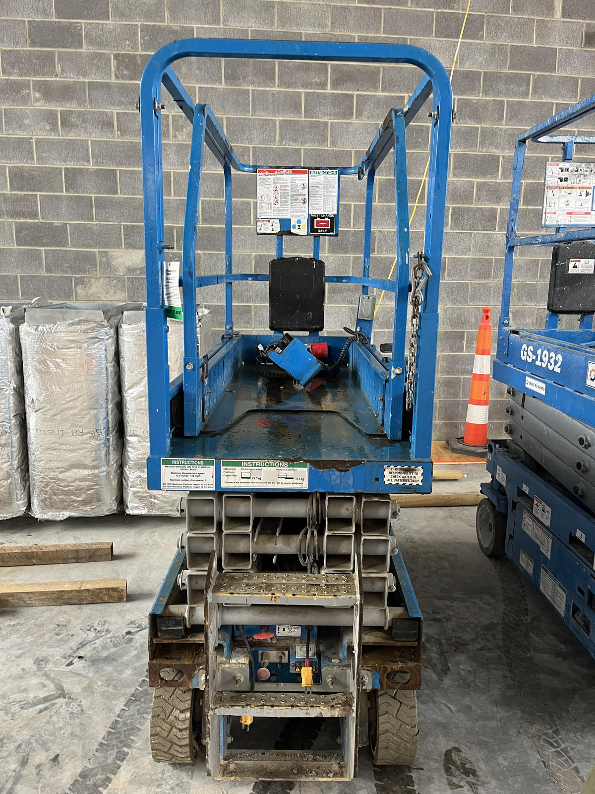 2016 Genie GS-1930 Standard Rental Specs