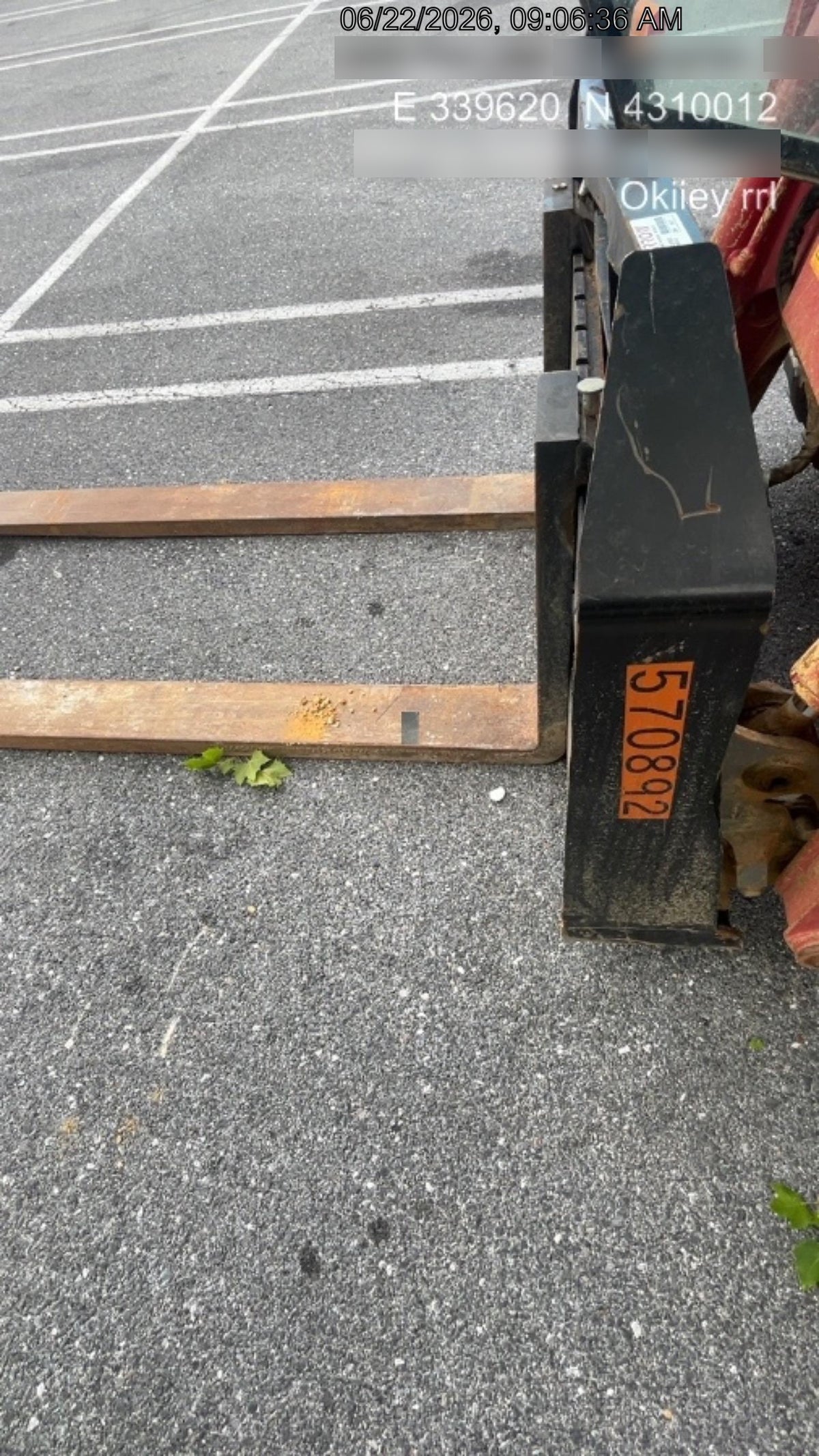 2025 ARROW MATERIAL HANDLING 24" Pallet Fork Frame