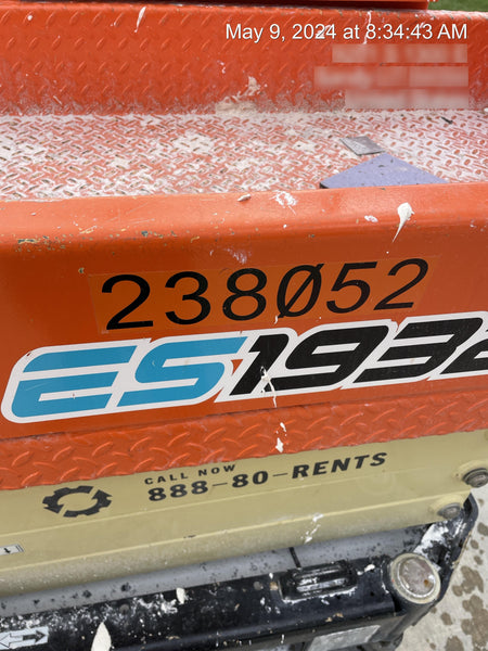 2022 JLG ES1932