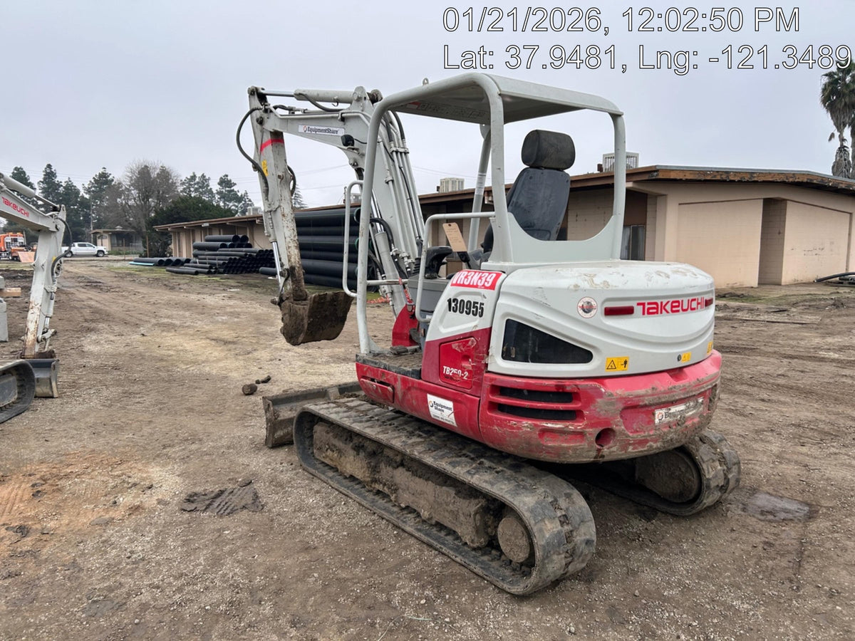 2021 TAKEUCHI TB250-2
