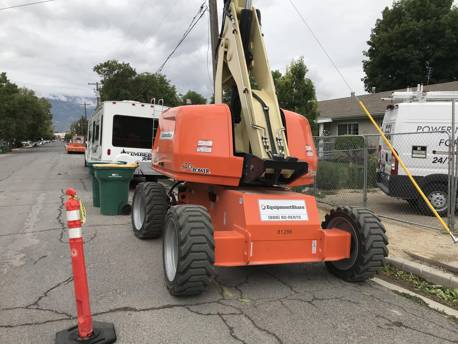2020 JLG 660SJ