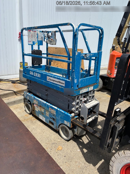2020 Genie GS-1930 Solid Non Marking Tires, Beacon, Folding rails with half height swing gate