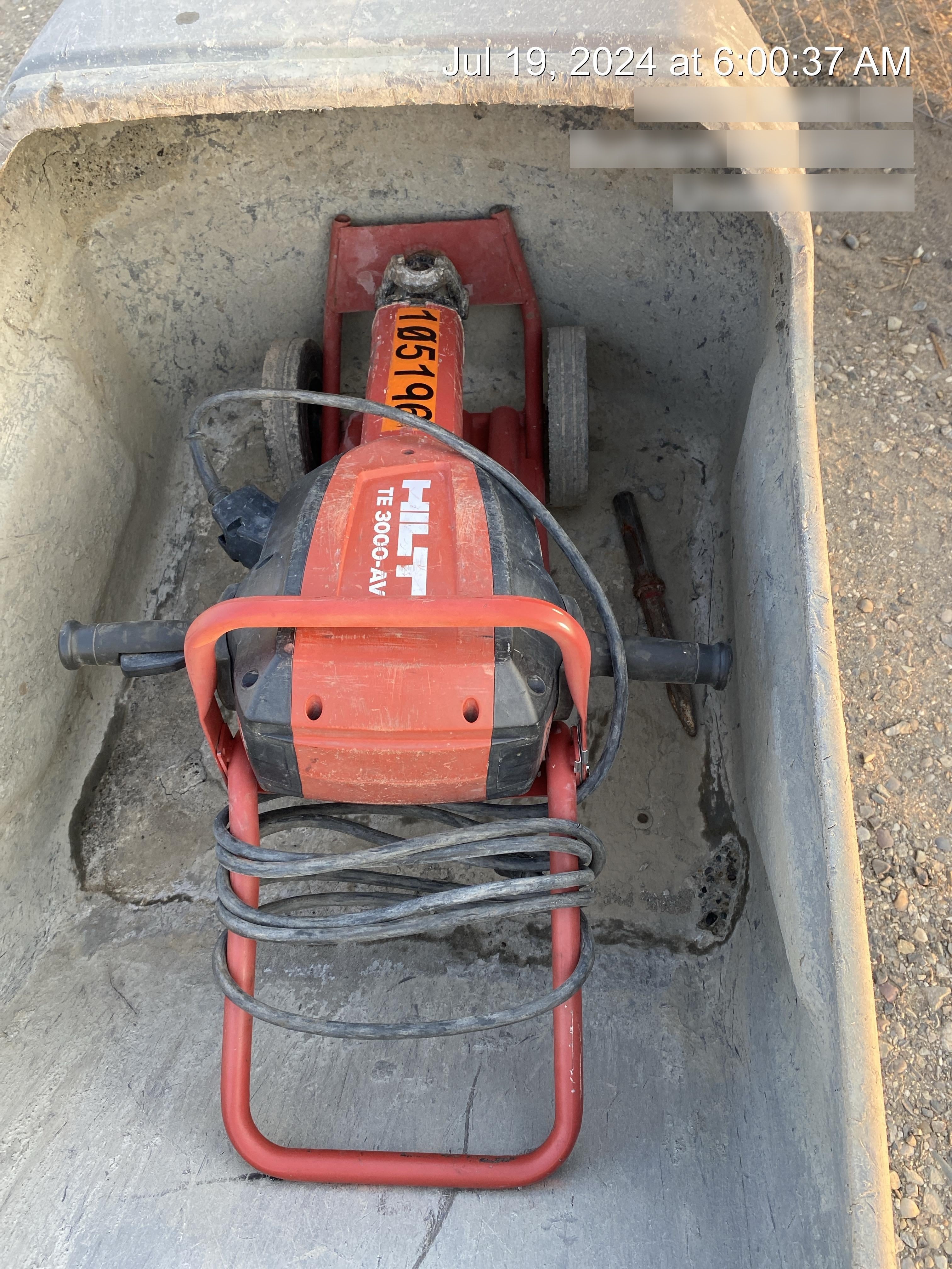 2020 HILTI TE 3000-AVR