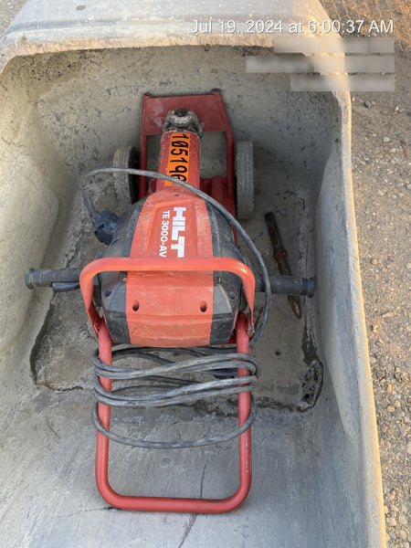 2020 HILTI TE 3000-AVR