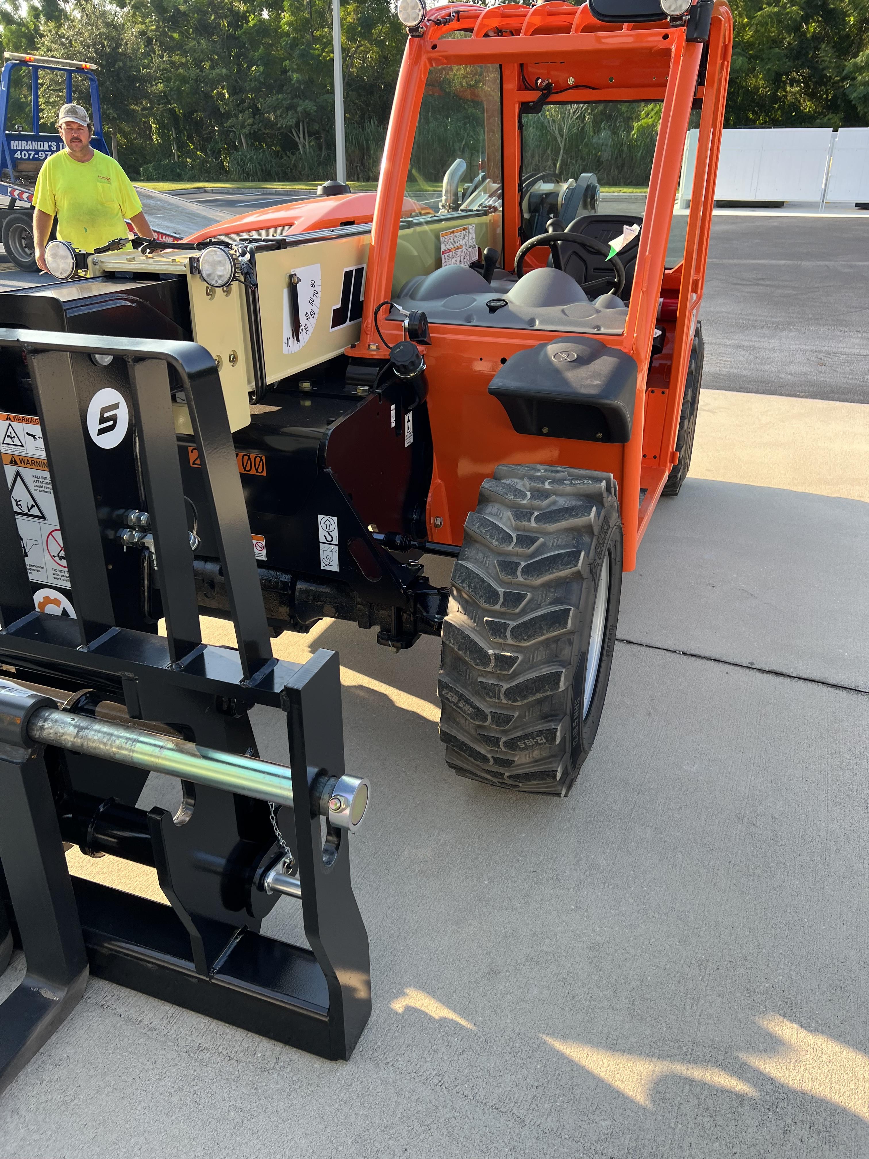 2022 JLG G5-18A