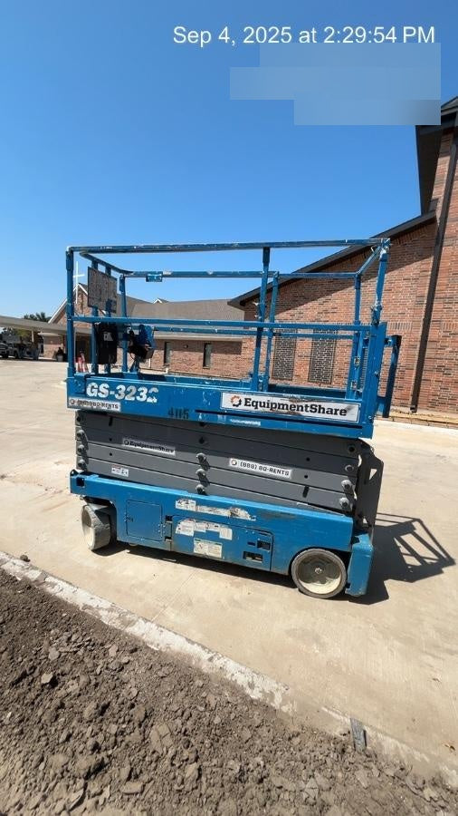 2017 Genie GS-3232 Genie GS3232