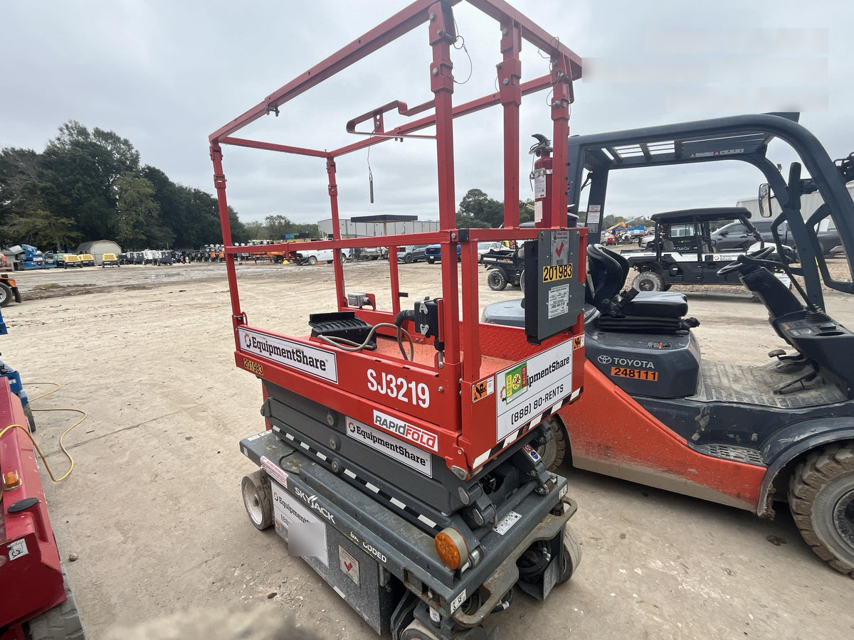 2021 SKYJACK SJ3219