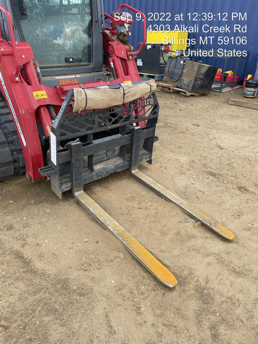 2022 PALADIN 48" Pallet Forks - Paladin