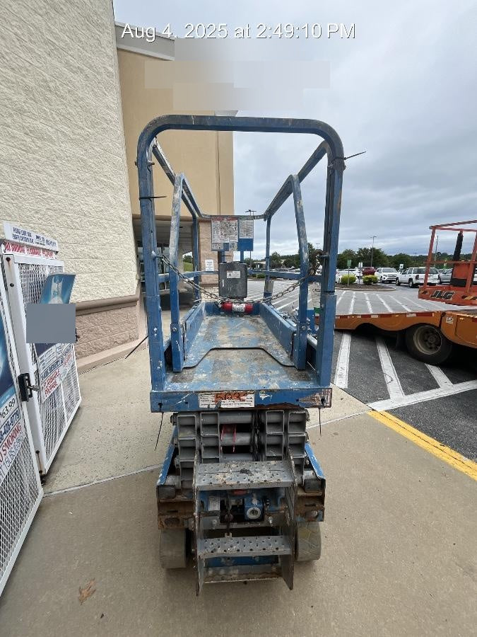 2019 Genie GS-1930 Fixed Rails with Chain Entry