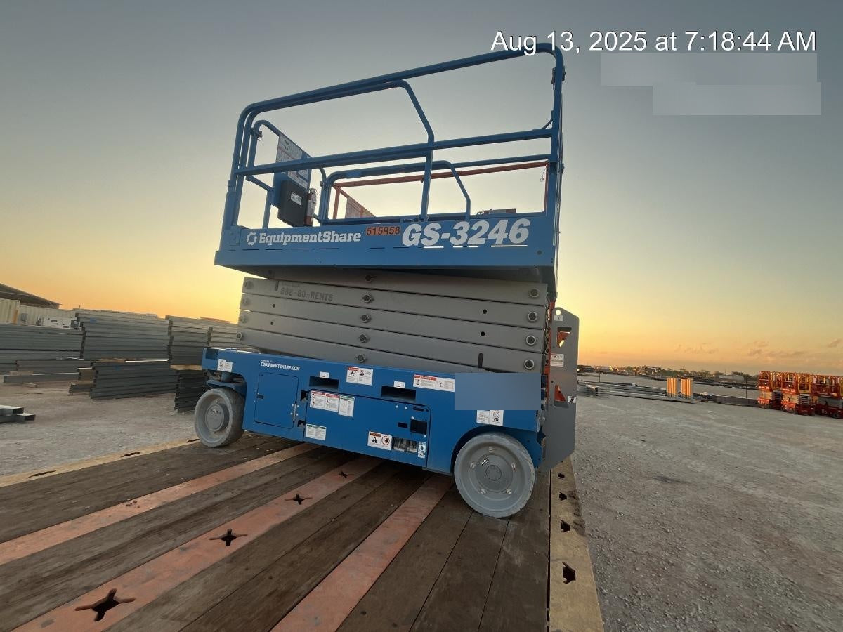 2025 GENIE GS-3246