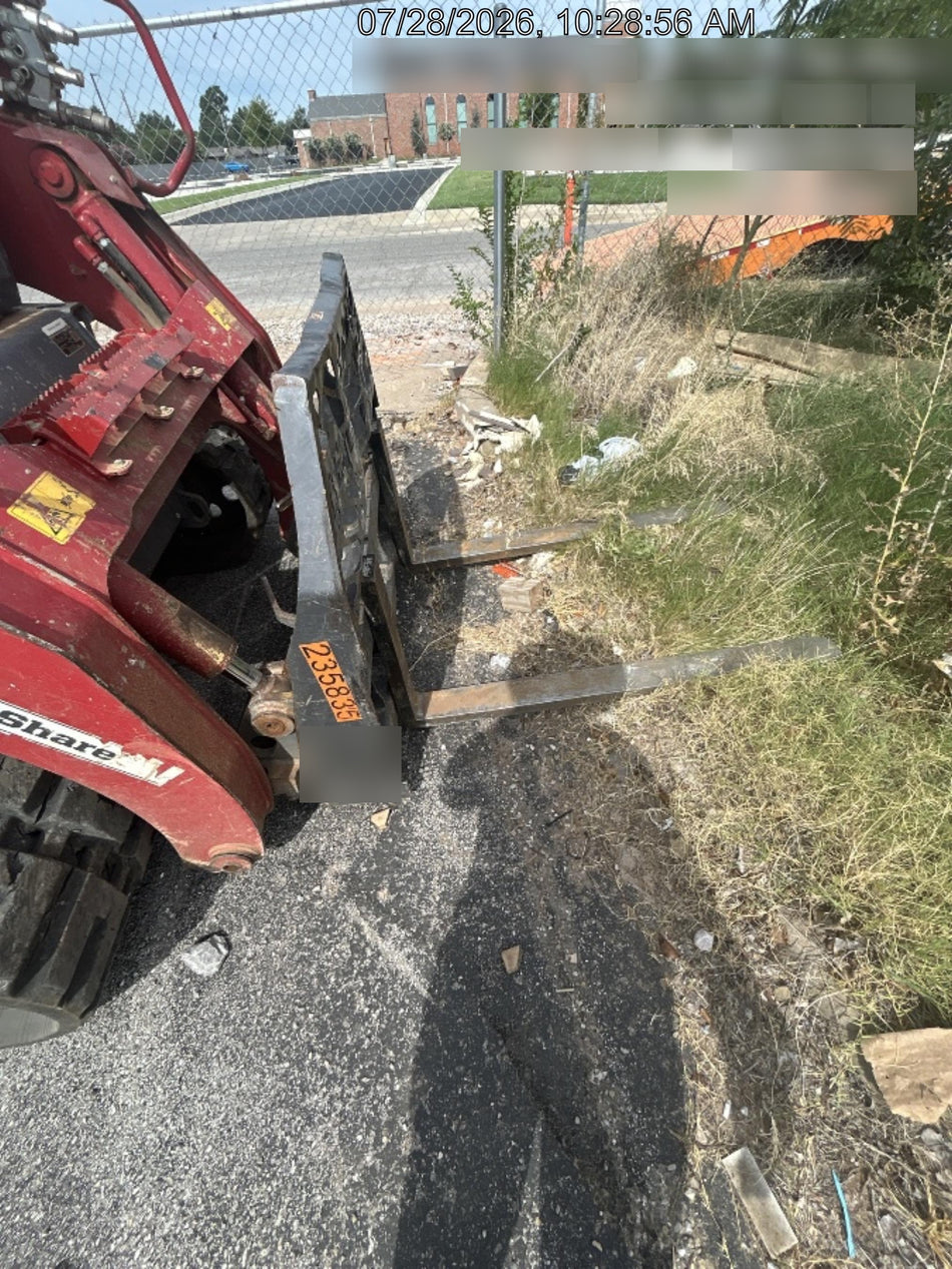 2022 PALADIN 48" Pallet Forks - Paladin