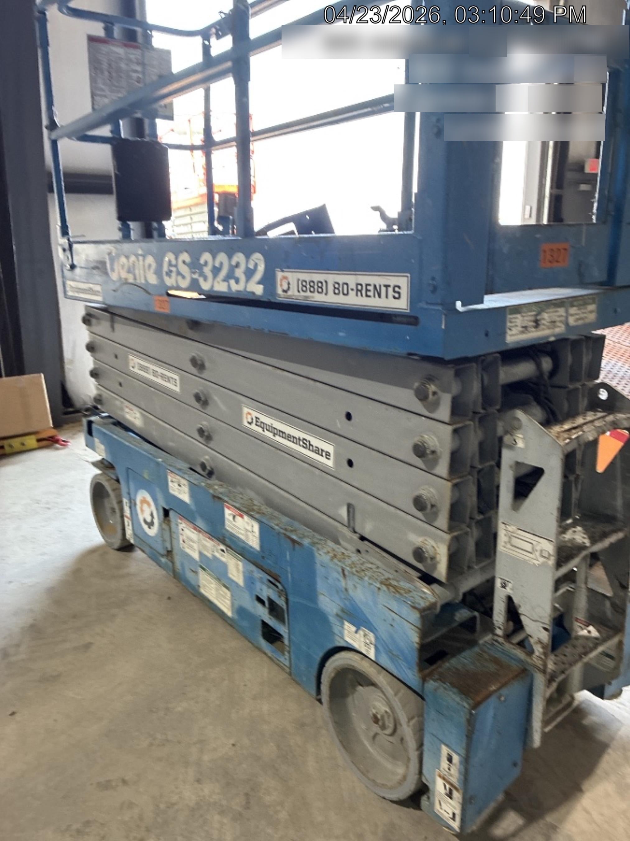 2016 Genie GS-3232 32' Narrow Scissor Lift