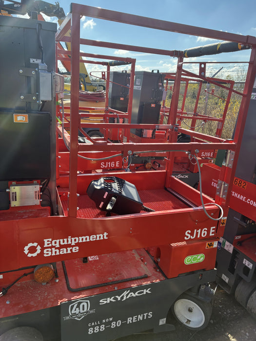 2025 SKYJACK SJ16 E