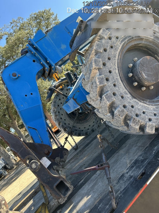 2018 Genie GTH-844 Genie GTH-844 w/ROPS, Work Lights, Solid Tires, RH Cab Mesh, Beacon, 60" Carriage and Forks