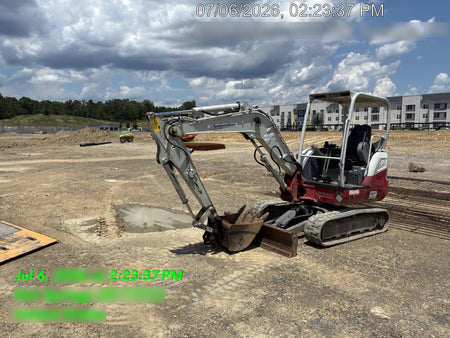 2021 TAKEUCHI TB235-2R