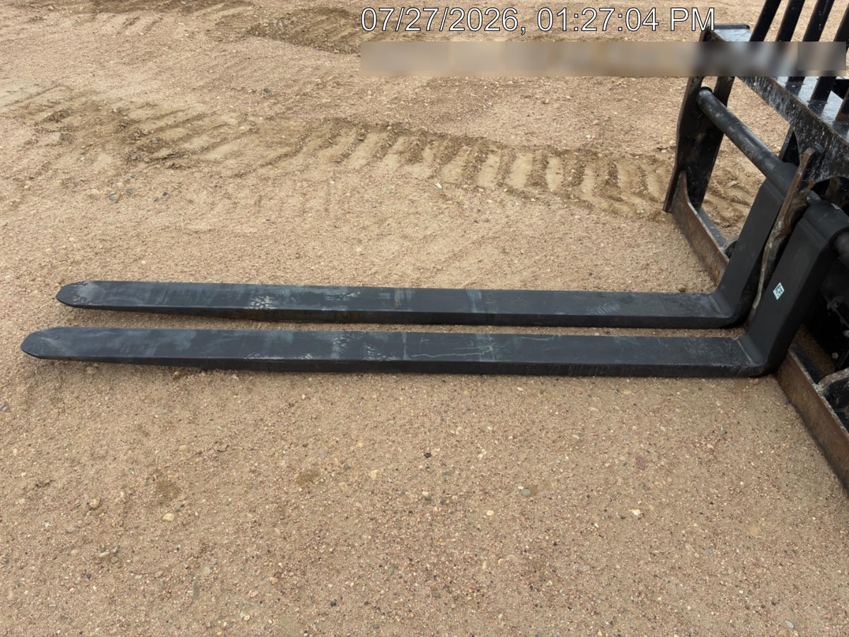 2023 JLG 1732