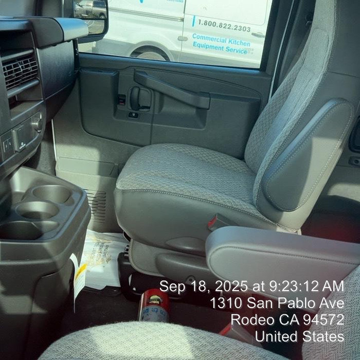 2025 CHEVROLET Express Van - Rental