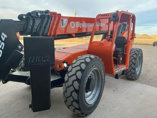 2023 SKYTRAK 12054