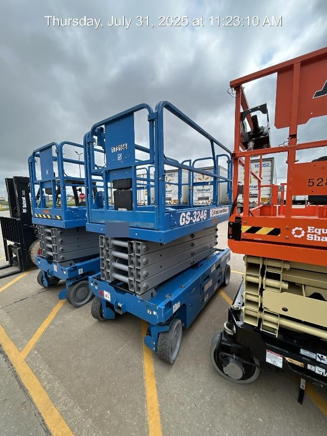 2021 GENIE GS-3246