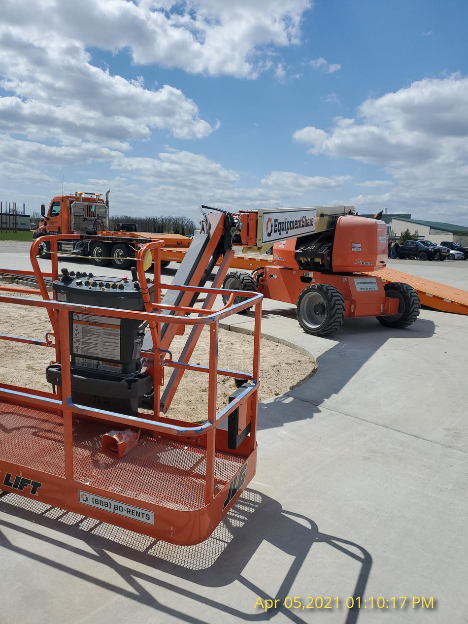2021 JLG 660SJ