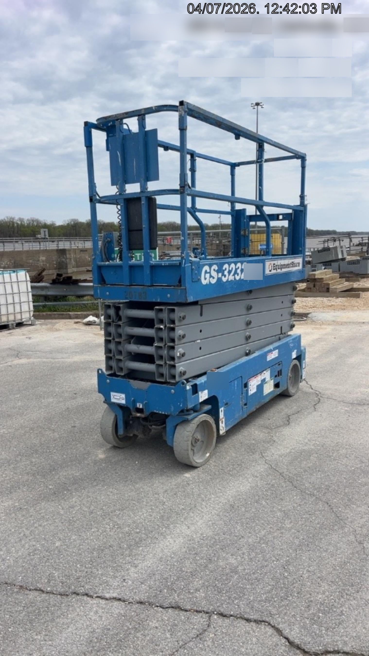 2018 GENIE GS-3232