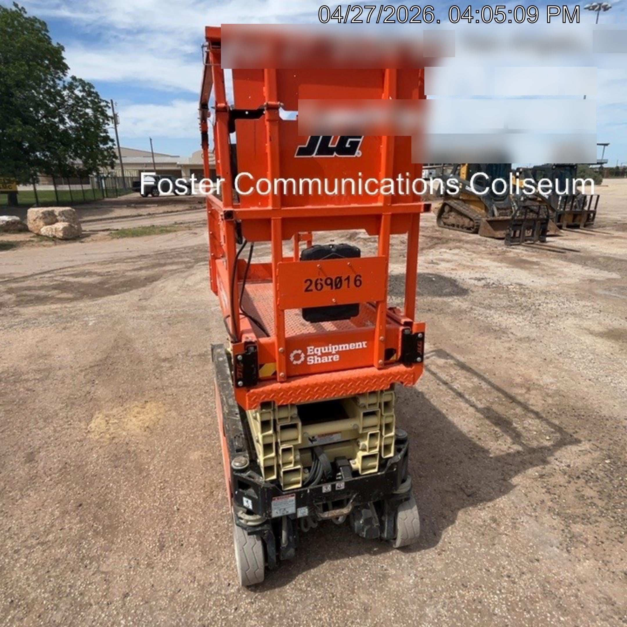 2022 JLG ES1932