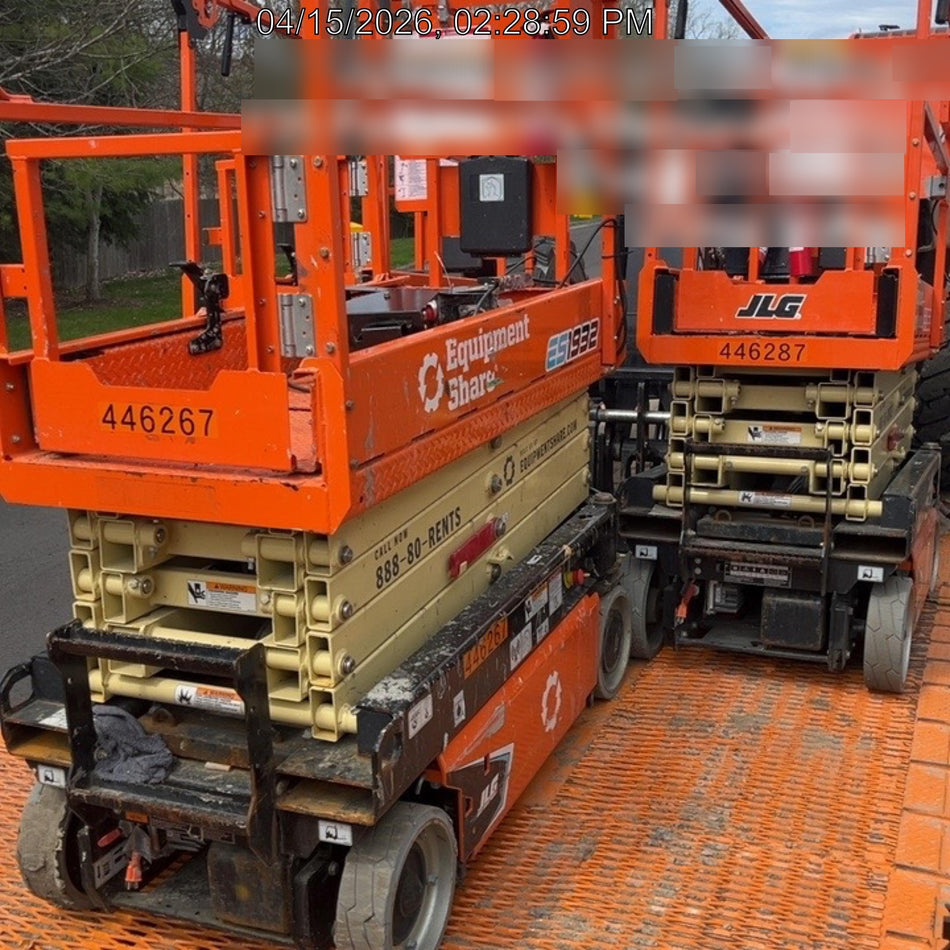 2024 JLG ES1932