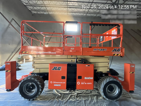 2024 JLG RT4394