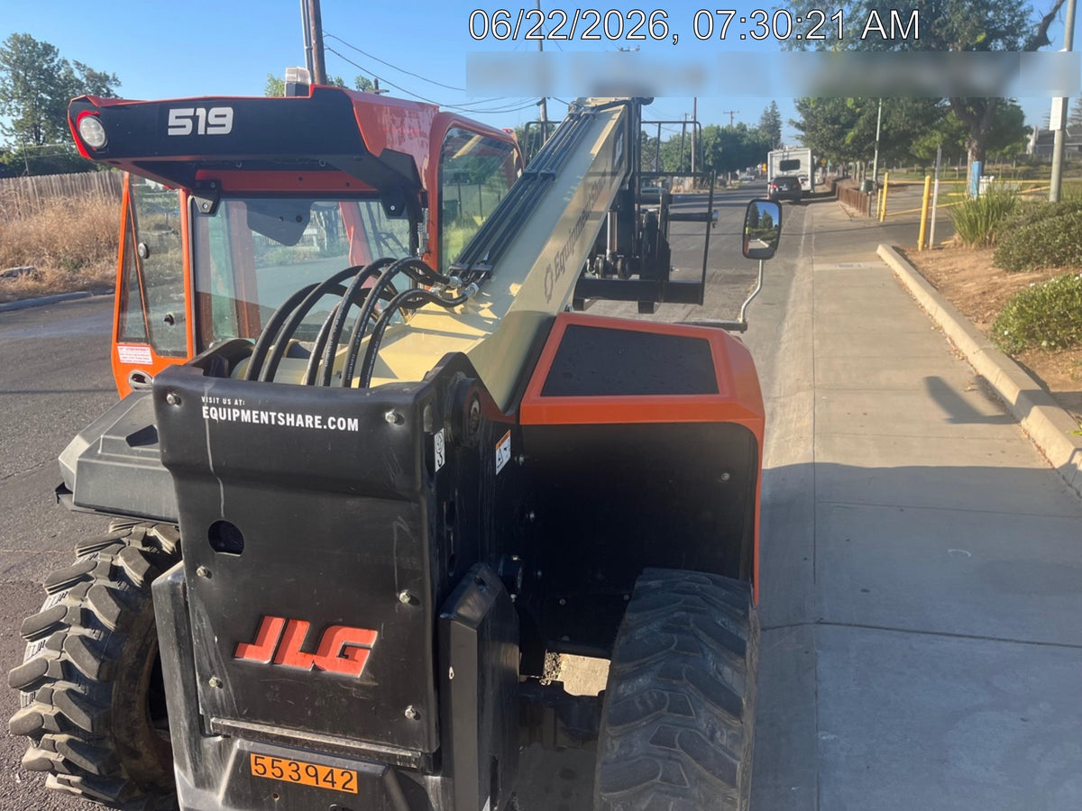 2025 JLG 519