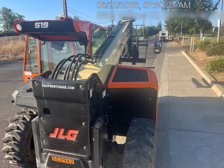 2025 JLG 519