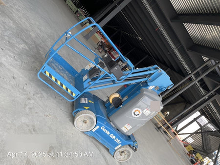 2020 GENIE GR-26J