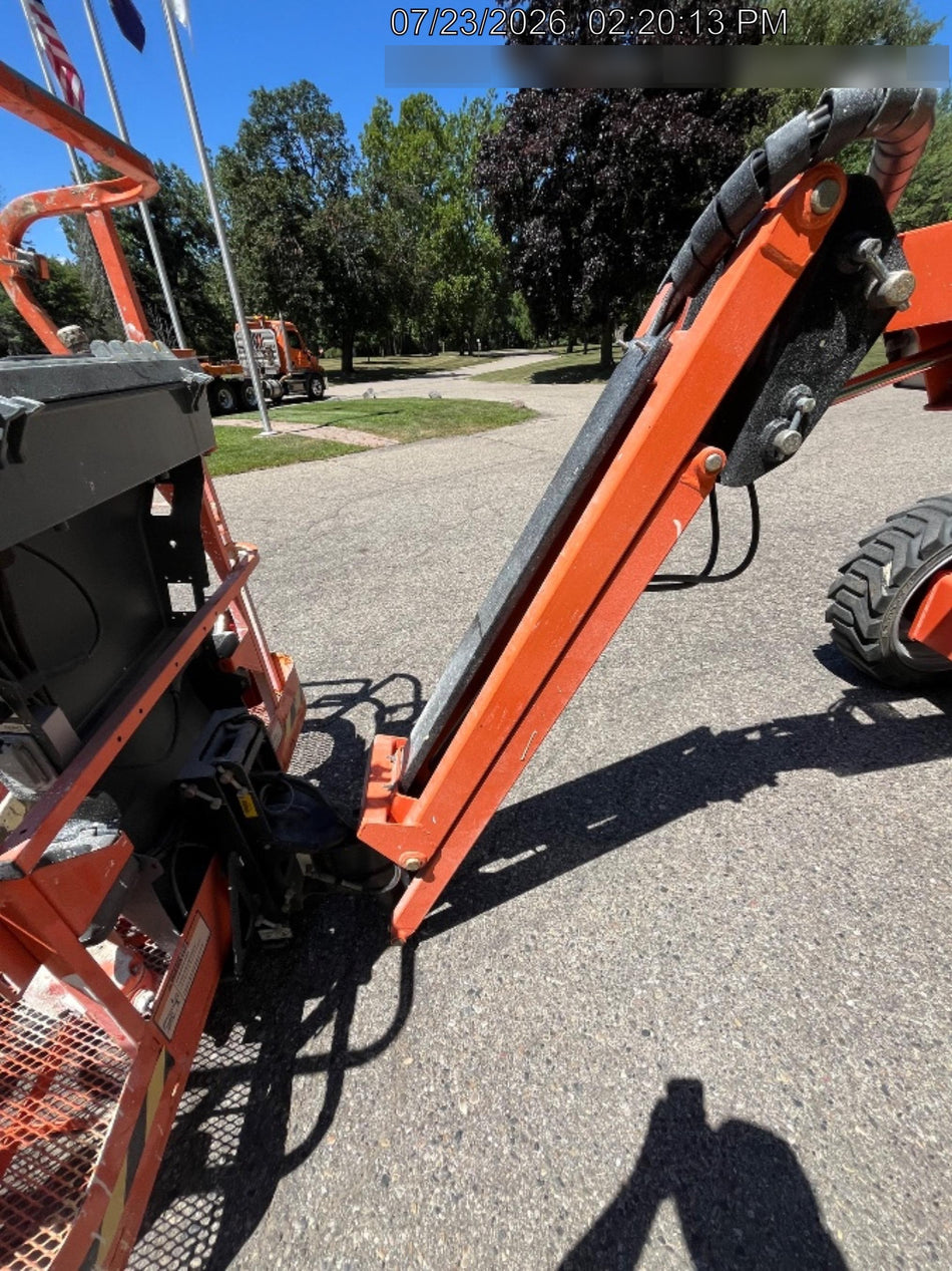 2021 JLG 340AJ