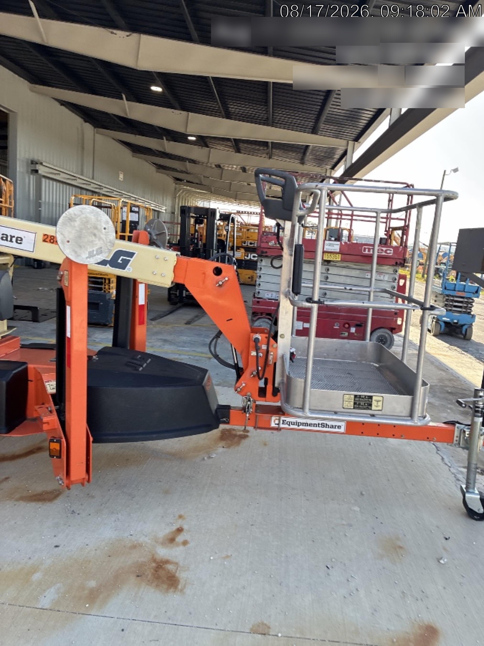 2022 JLG T350