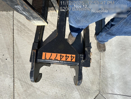 2024 JLG 1001275853