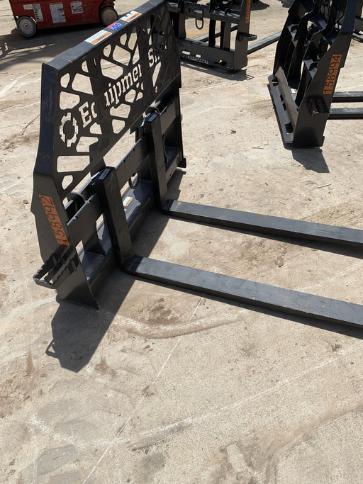 2021 PALADIN 48" Pallet Forks - Paladin