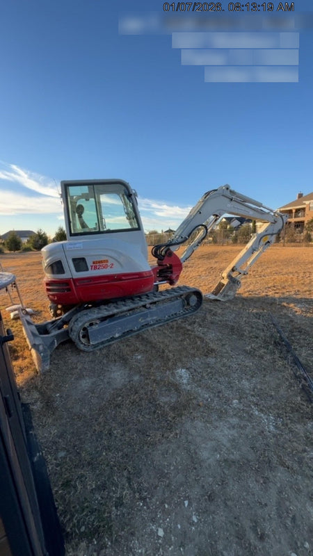 2024 TAKEUCHI TB250-2CR