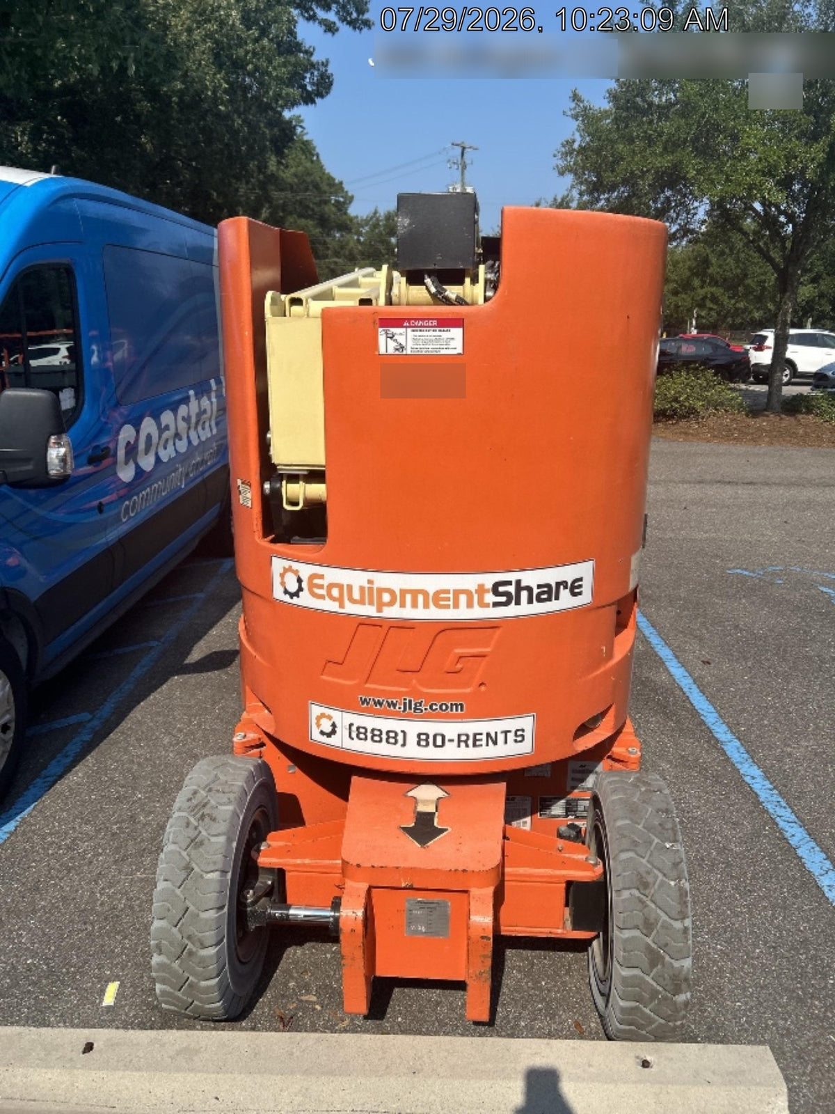 2019 JLG E300AJP