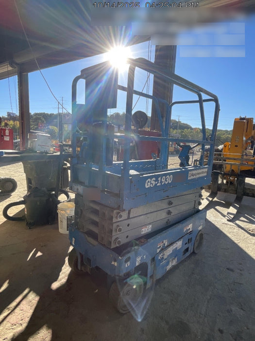 2019 Genie GS-1930 Fixed Rails with Chain Entry