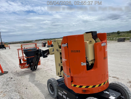 2025 JLG E300AJP