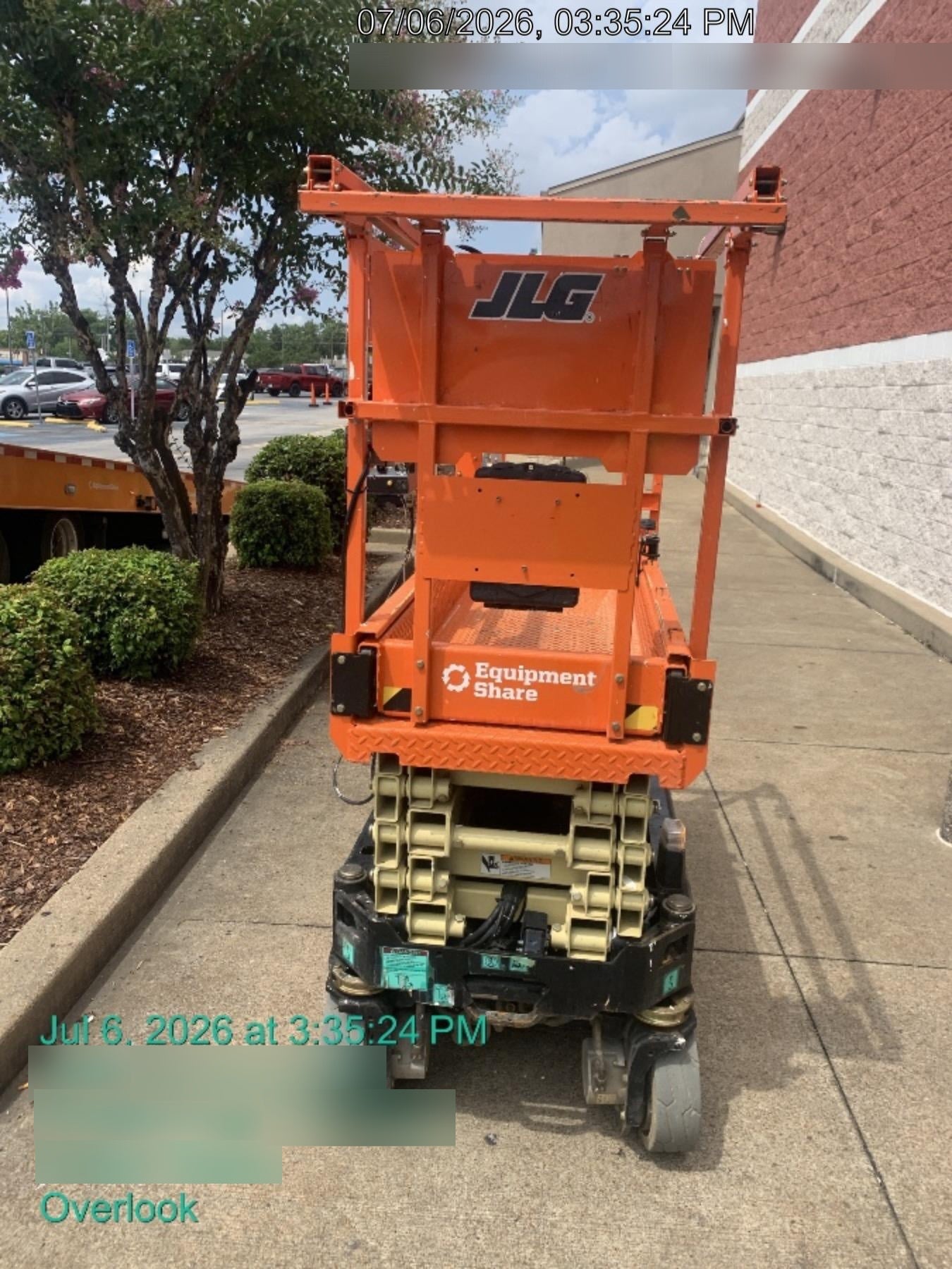 2025 JLG ES1932