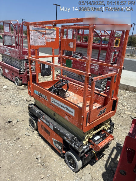 2021 JLG ES1330L
